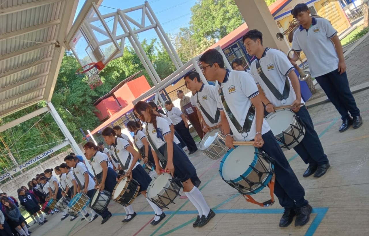 banda de guerra banda de guerra